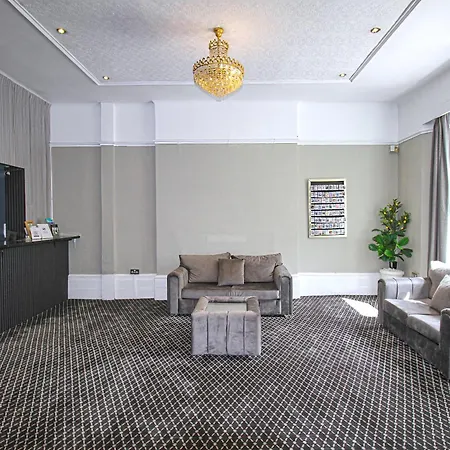 Hyde Park Court Hotel-3